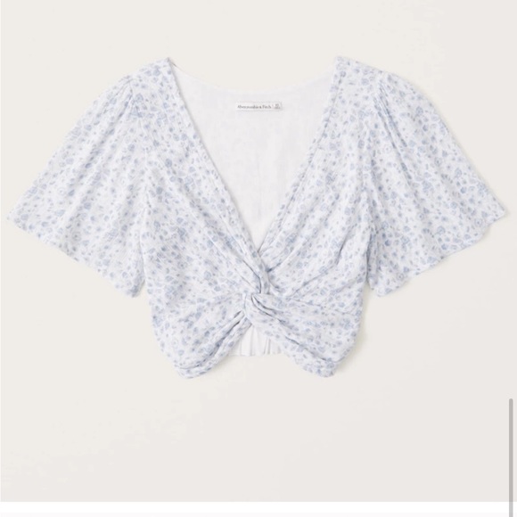 Abercrombie&Fitch Knot Front Flutter Sleeve Top - Picture 3 of 6